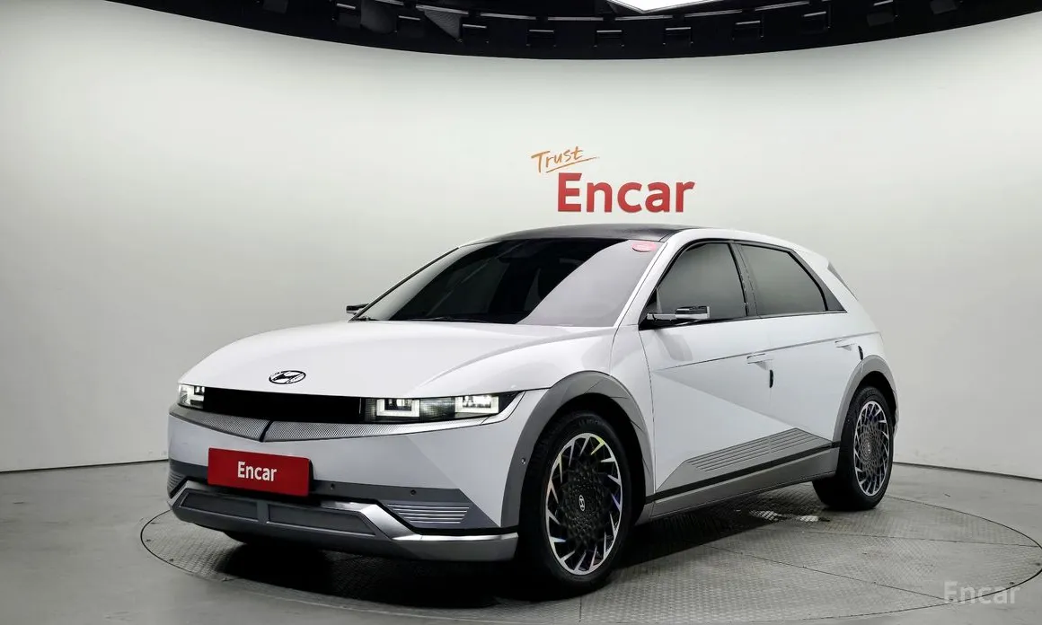 Фото 1 - Hyundai Ioniq 5