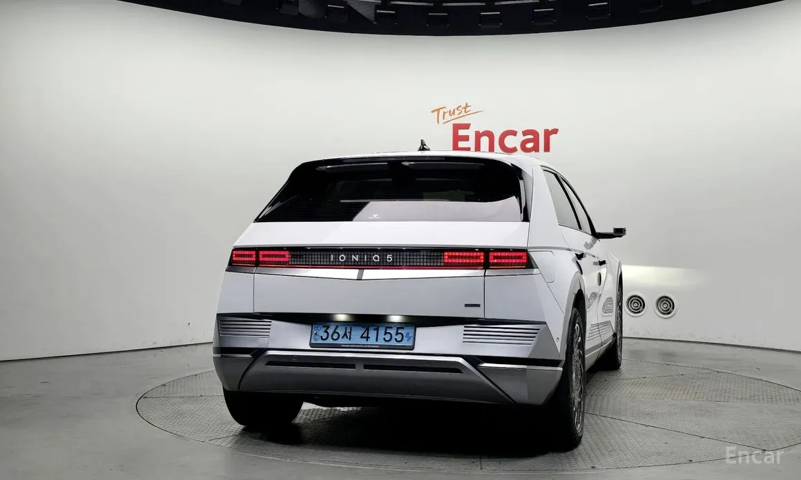 Фото 4 - Hyundai Ioniq 5