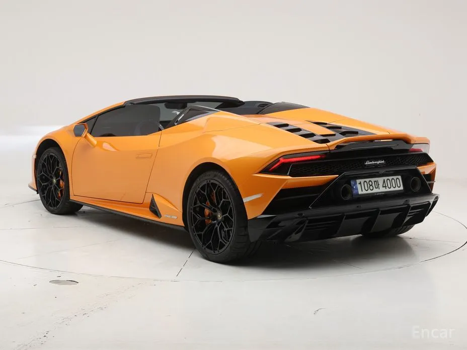 Фото 2 - Lamborghini Huracan