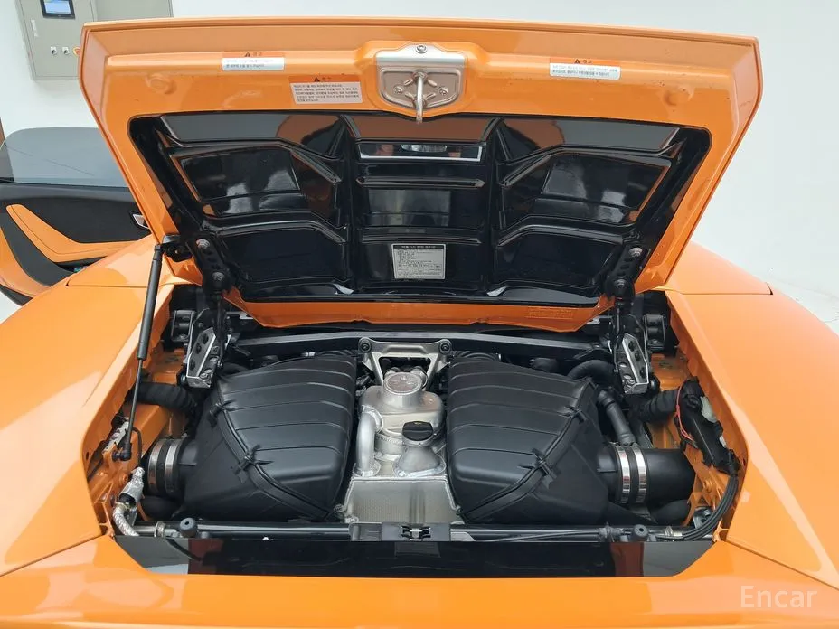 Фото 6 - Lamborghini Huracan