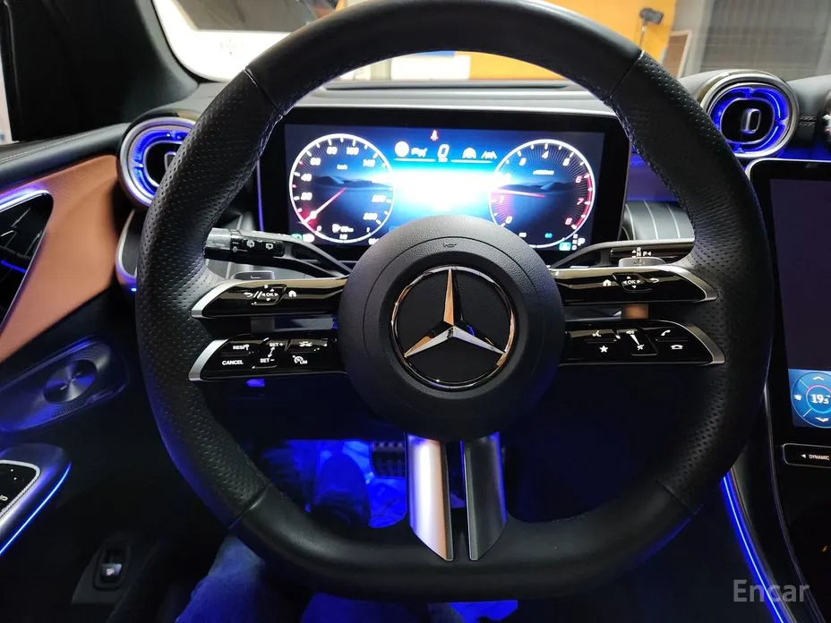 Фото 15 - Mercedes-Benz GLC-Class