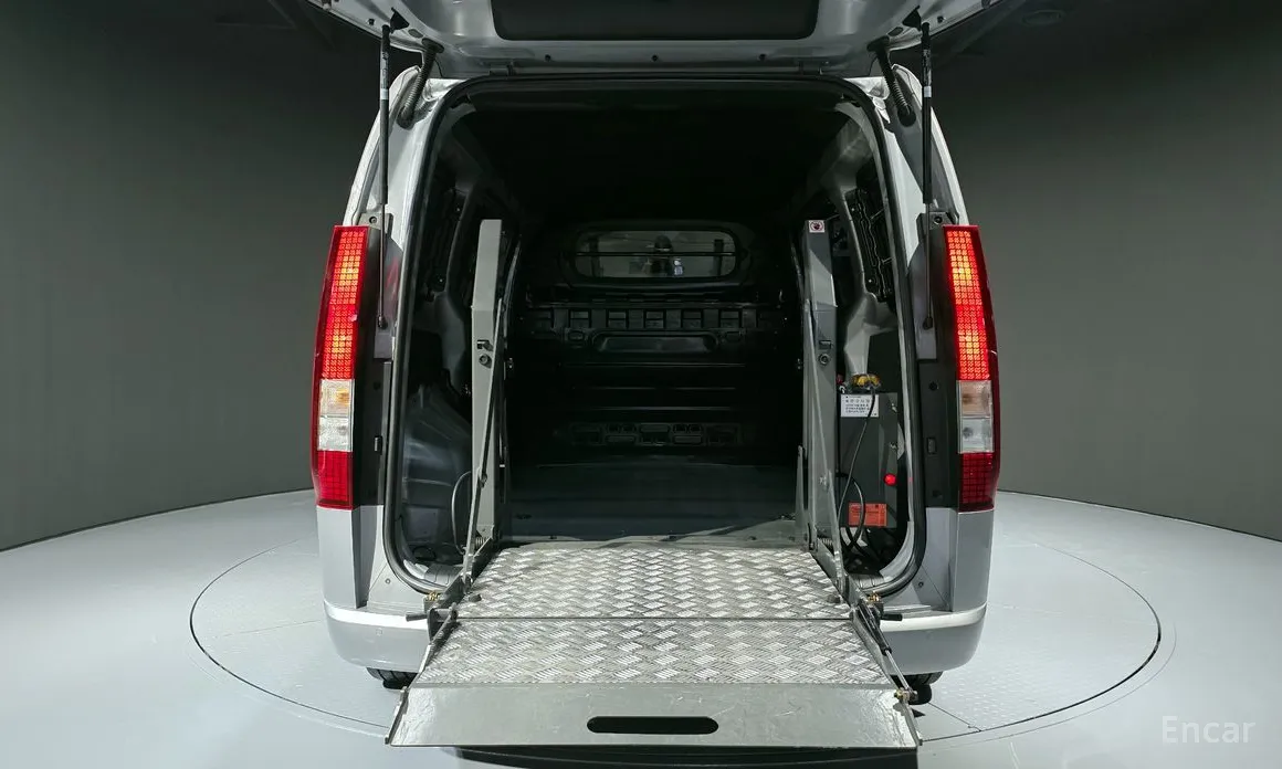 Фото 20 - Hyundai Staria