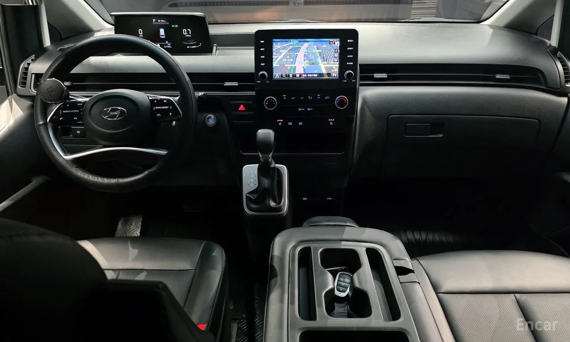 Фото 7 - Hyundai Staria