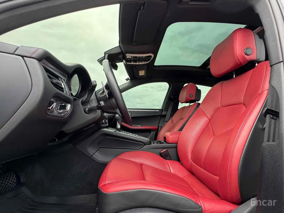 Фото 12 - Porsche Macan