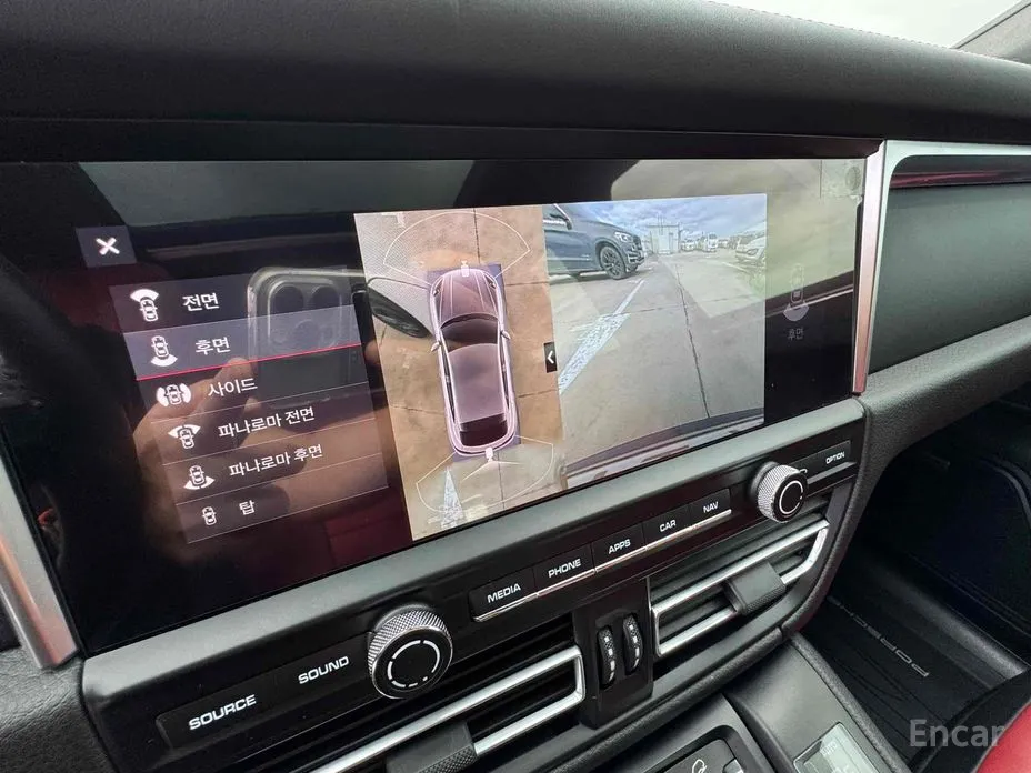 Фото 17 - Porsche Macan