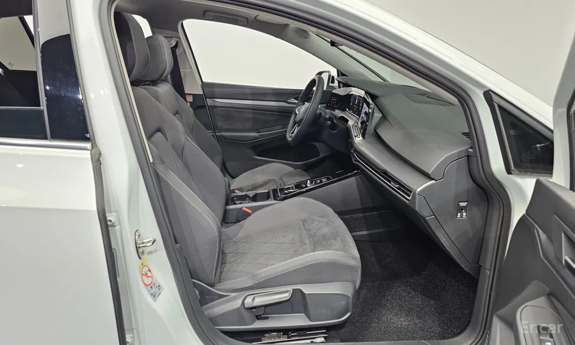 Фото 11 - Volkswagen Golf