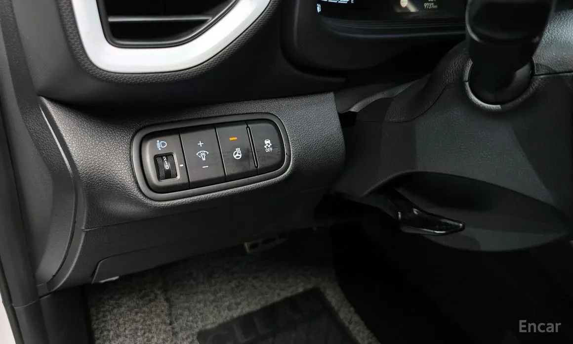 Фото 15 - Hyundai Venue