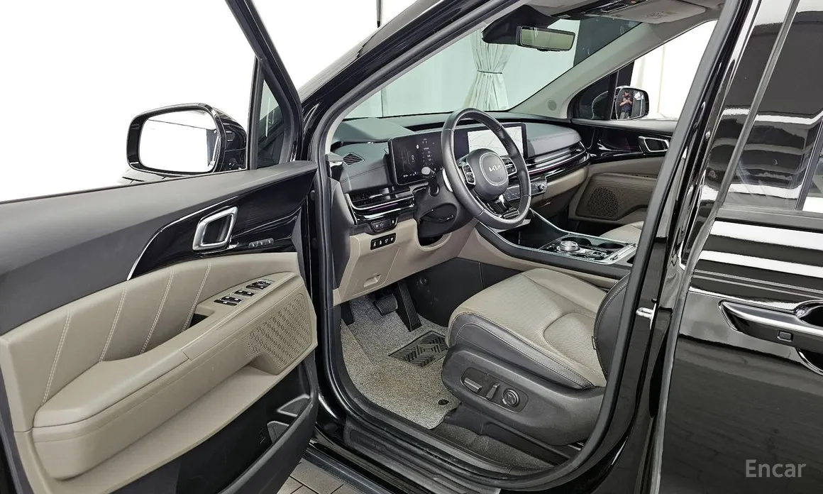 Фото 10 - Kia Carnival