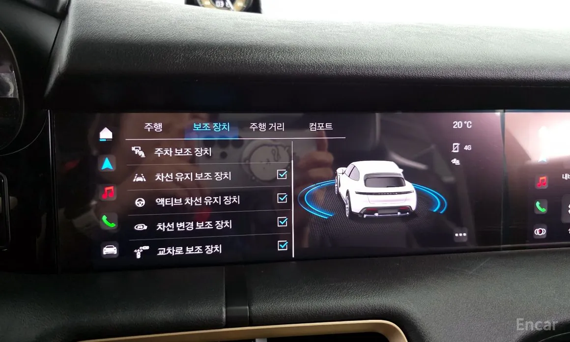 Фото 16 - Porsche Taycan