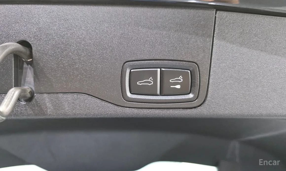 Фото 20 - Porsche Taycan