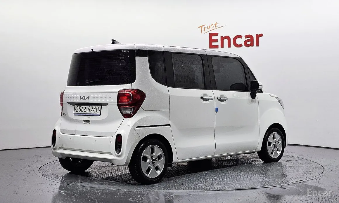 Фото 2 - Kia Ray