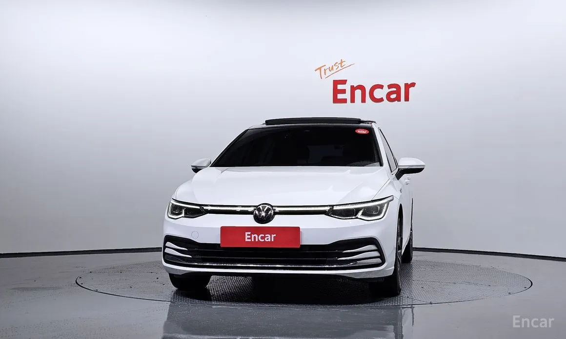 Фото 3 - Volkswagen Golf