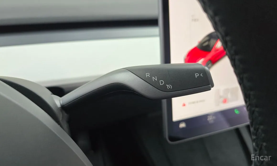 Фото 9 - Tesla Model 3