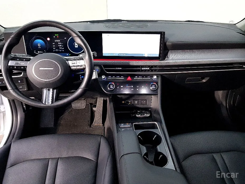 Photo 5 - Hyundai Sonata