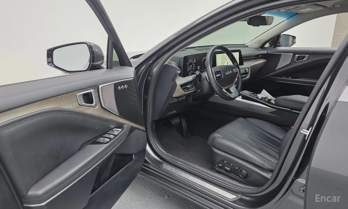 Фото 10 - Kia K8