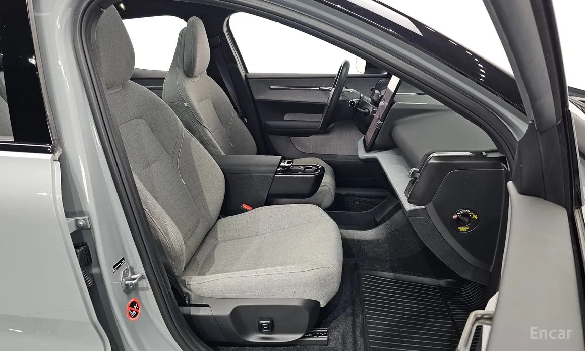 Фото 12 - Volvo EX30