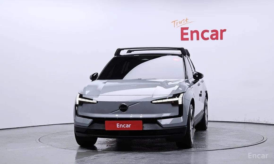 Фото 3 - Volvo EX30