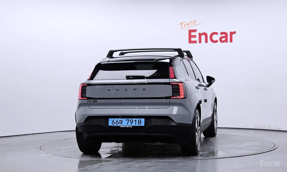 Фото 4 - Volvo EX30