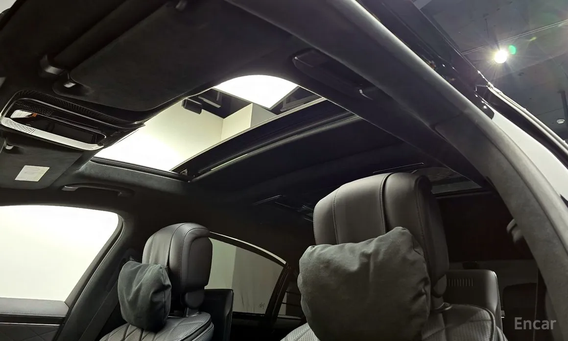 Фото 18 - Mercedes-Benz S-Class