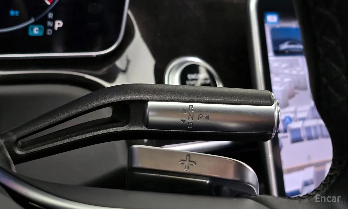 Фото 9 - Mercedes-Benz S-Class