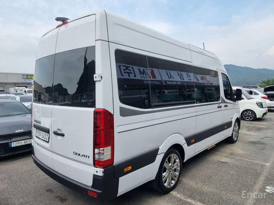 Фото 4 - Hyundai Solati