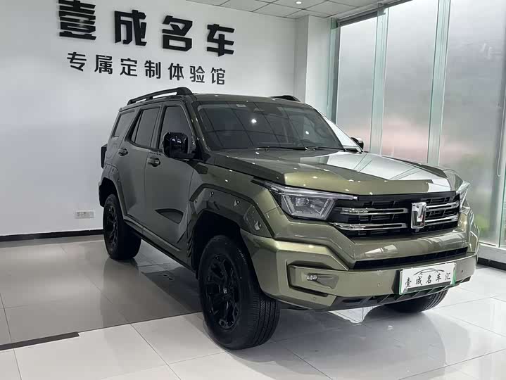 Фото 3 - Tank 400 Hybrid