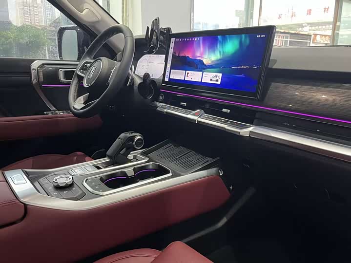 Фото 8 - Tank 400 Hybrid