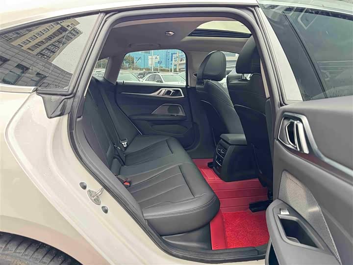 Фото 11 - BMW 4 Series