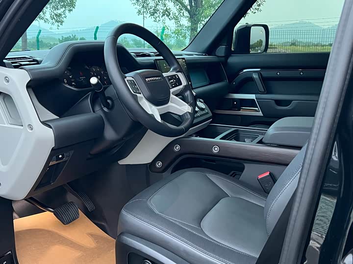 Фото 5 - Land Rover Defender