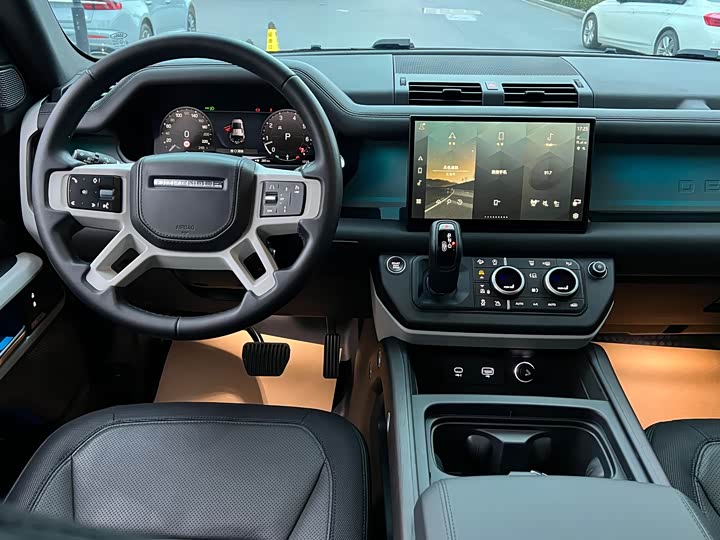 Фото 7 - Land Rover Defender