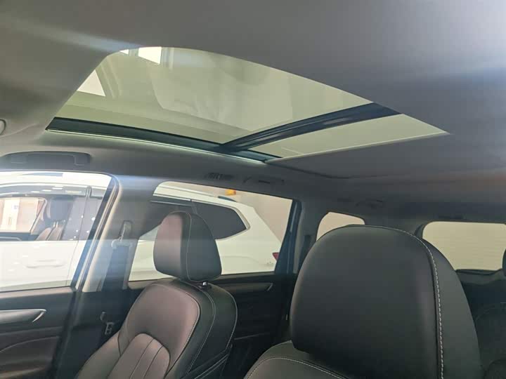 Фото 14 - GAC Trumpchi M6