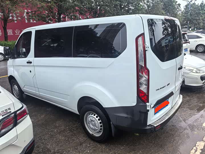 Фото 3 - Ford Transit