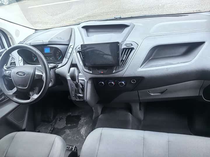 Фото 7 - Ford Transit