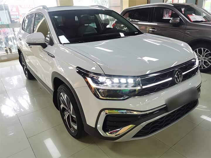 Фото 4 - Volkswagen Tharu