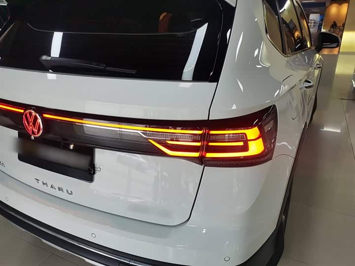 Фото 8 - Volkswagen Tharu