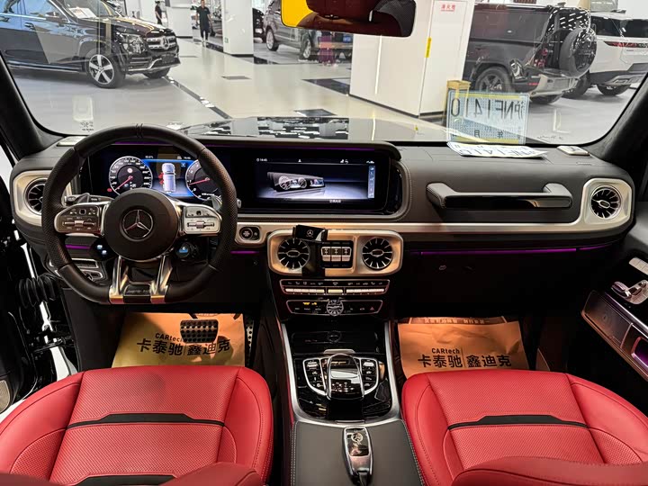 Фото 11 - Mercedes-Benz G-Class AMG