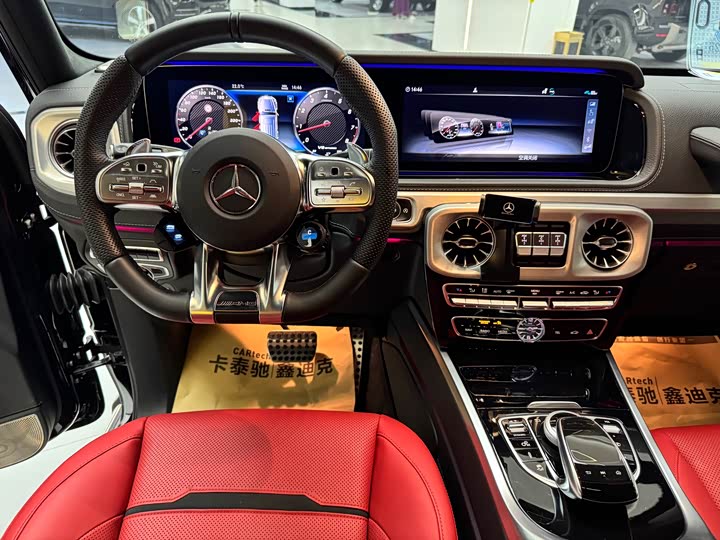 Фото 12 - Mercedes-Benz G-Class AMG