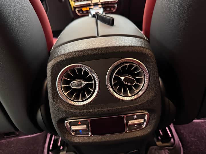 Фото 19 - Mercedes-Benz G-Class AMG