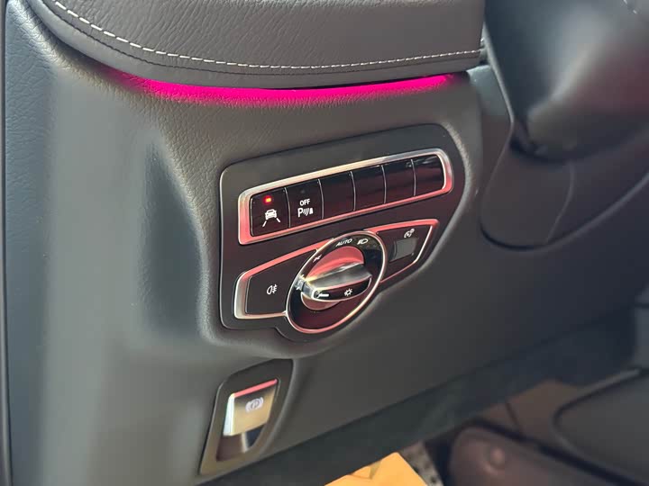 Фото 22 - Mercedes-Benz G-Class AMG