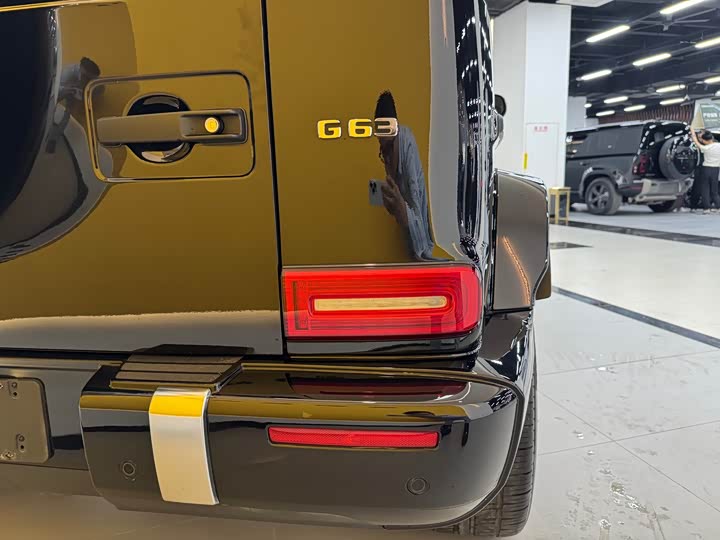 Фото 29 - Mercedes-Benz G-Class AMG