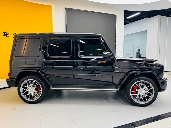 Фото 4 - Mercedes-Benz G-Class AMG