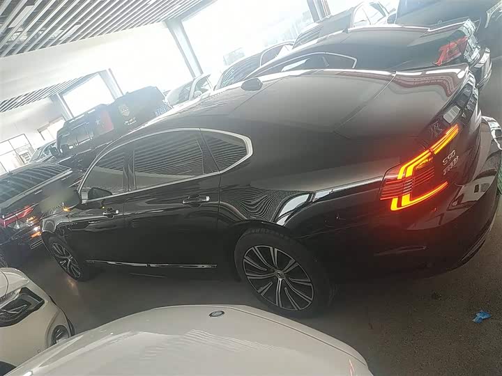 Фото 5 - Volvo S90 Hybrid