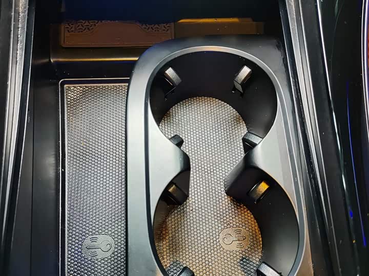 Фото 14 - Mercedes-Benz C-Class