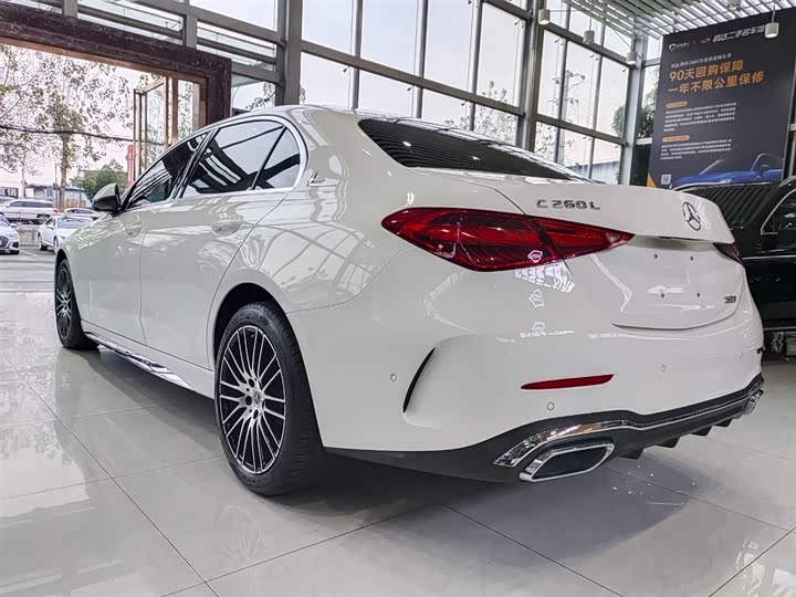 Фото 6 - Mercedes-Benz C-Class