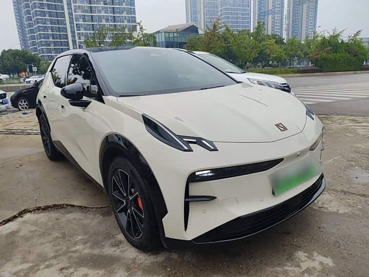 Фото 4 - Zeekr X