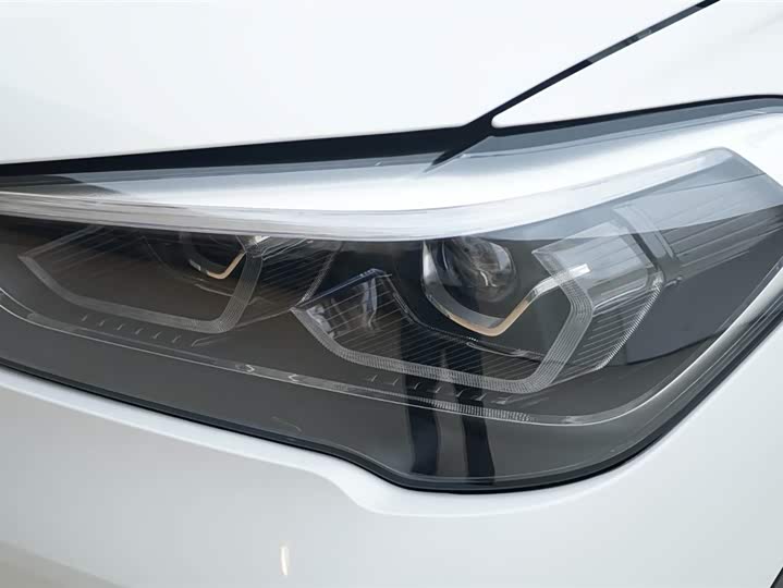 Фото 13 - BMW X1