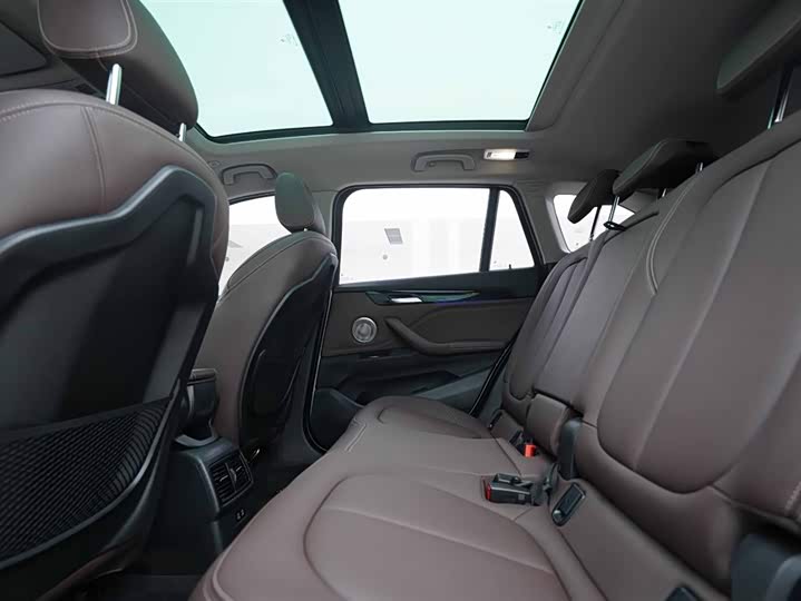 Фото 20 - BMW X1