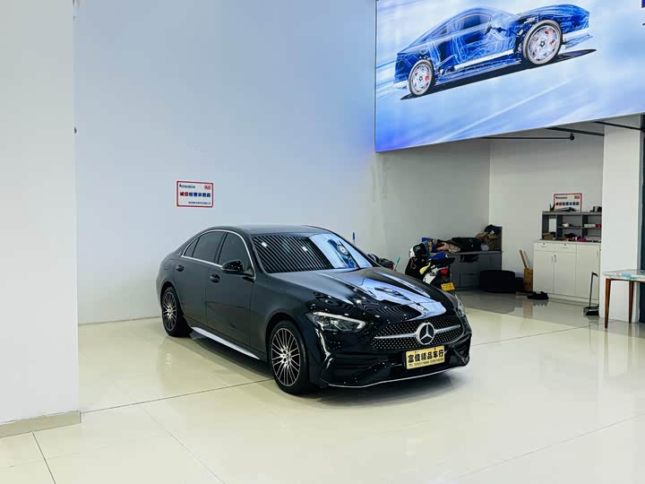 Фото 1 - Mercedes-Benz C-Class