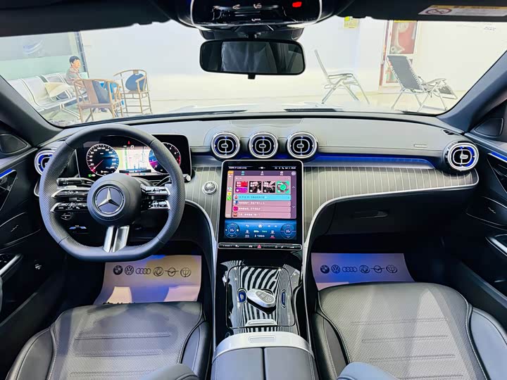 Фото 10 - Mercedes-Benz C-Class