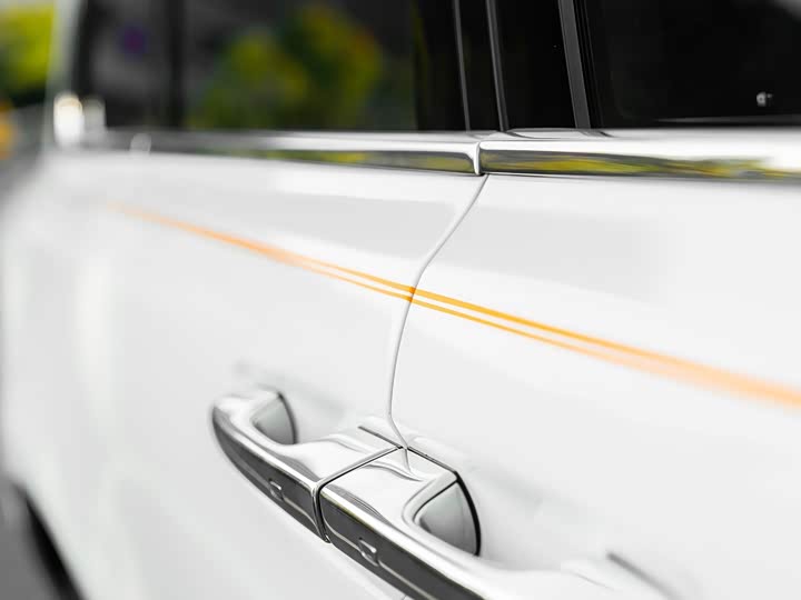 Фото 9 - Rolls-Royce Cullinan